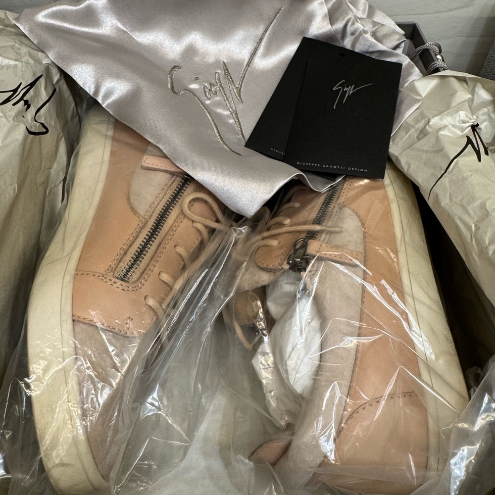 Giuseppe Zanotti Designer Shoes - Pallido - Size 40 (US size 10) - Picture 12 of 13